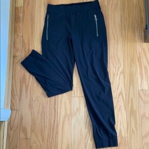 Ivivva black joggers - perfect condition!